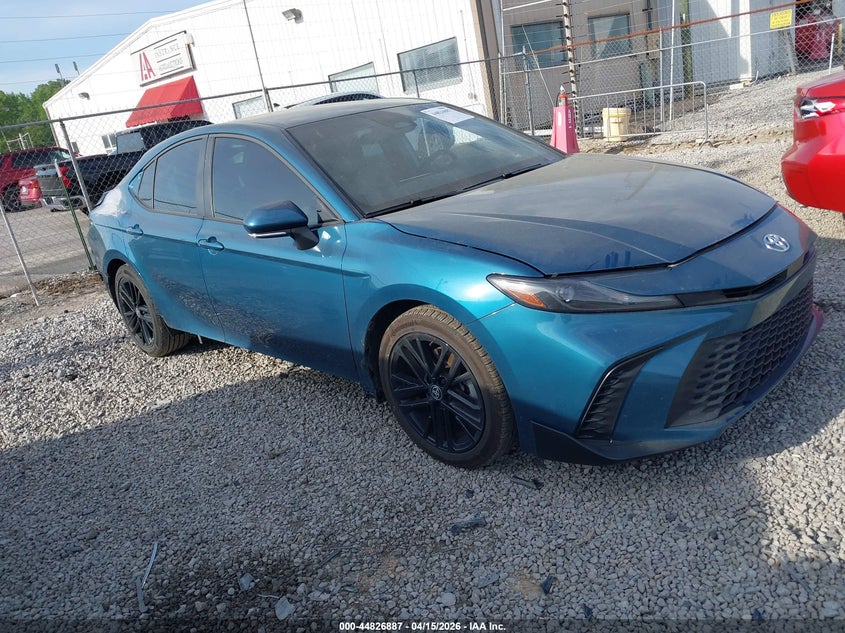 2025 TOYOTA Camry image 7