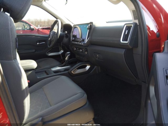2025 NISSAN Frontier image 5