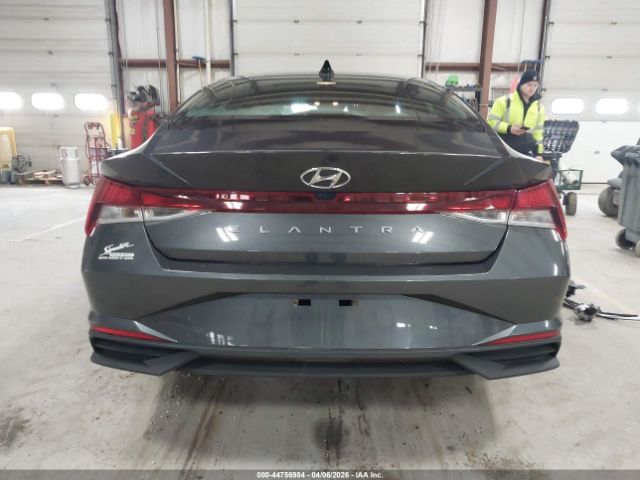 2023 HYUNDAI Elantra image 17