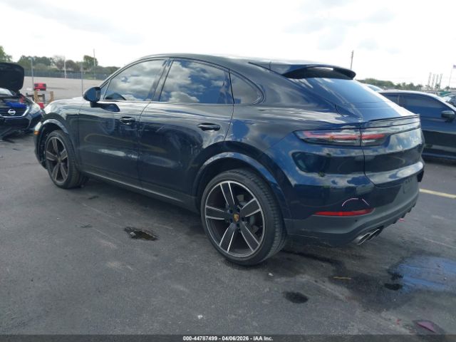 2022 PORSCHE Cayenne image 3