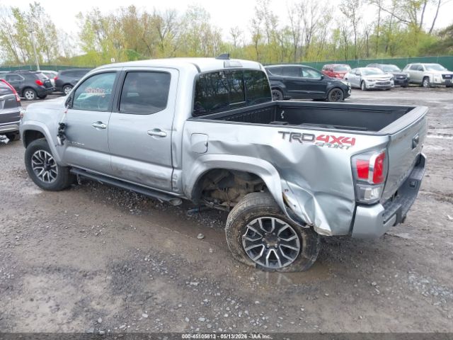 2023 TOYOTA Tacoma image 3