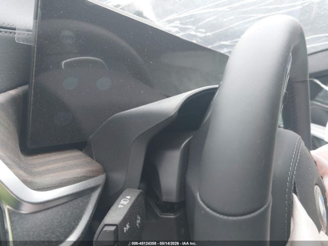2025 BMW X6 image 7