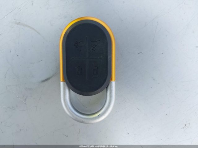 2023 RIVIAN R1S image 11