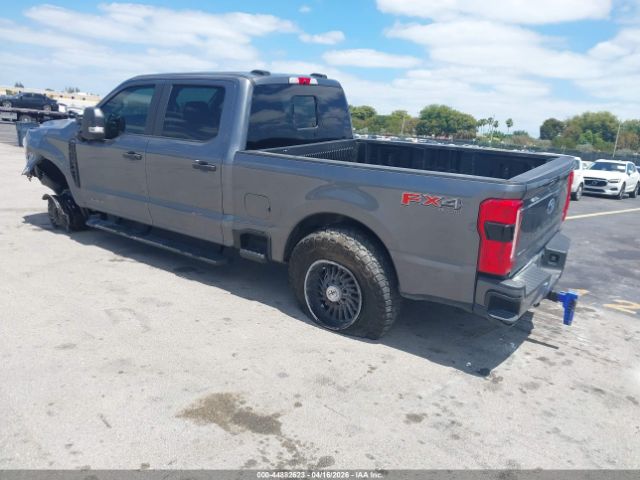 2025 FORD F-250 image 3