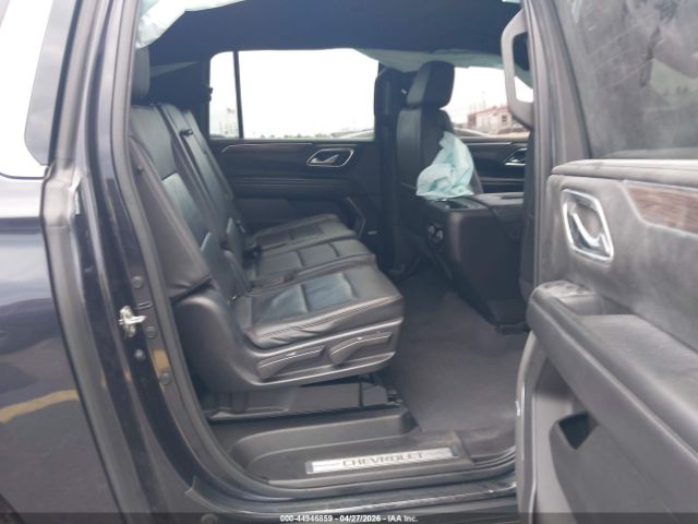 2022 CHEVROLET Suburban image 8