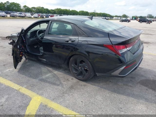 2026 HYUNDAI Elantra image 3