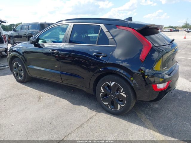 2024 KIA Niro image 3