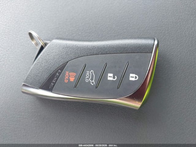 2026 LEXUS RX image 11