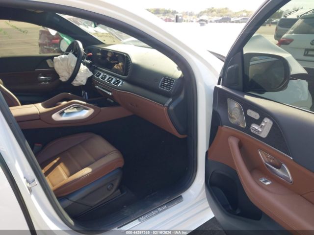 2026 MERCEDES-BENZ GLE-Class image 5