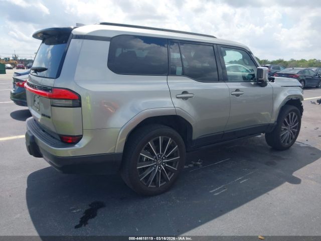 2024 LEXUS GX image 4