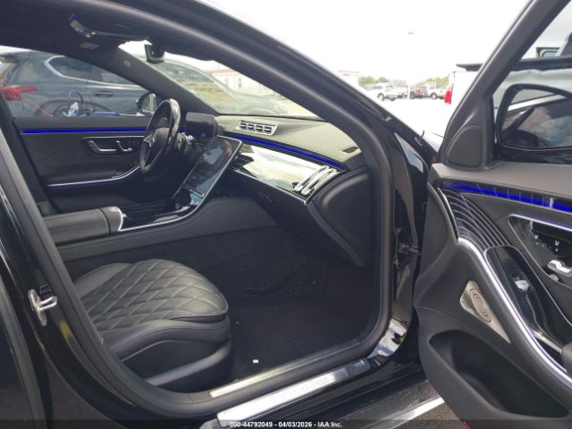 2025 MERCEDES-BENZ S-Class image 5